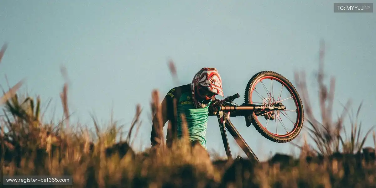 巴薩與尼科,締約至,日截止,广州赛马场,广州赛马,赛马俱乐部,马术资讯