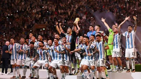 沃特斯妙手空接，一记上篮完成2+1连得