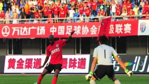 古斯曼北美杯惊艳表现，力挽狂澜扑出关键点球引众惊叹！